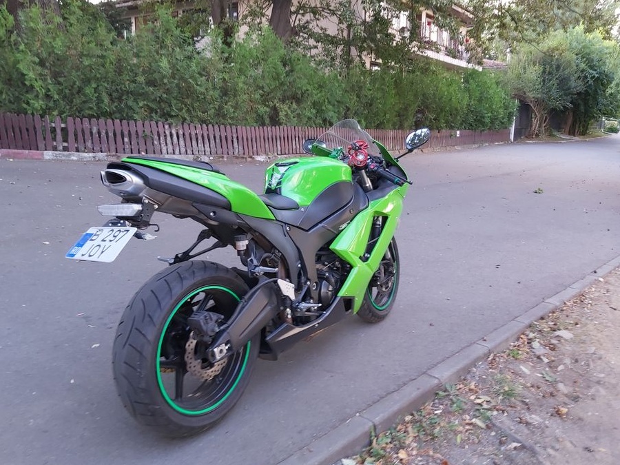 Kawasaki ZX