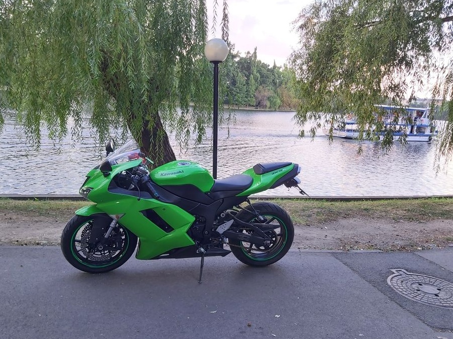Kawasaki ZX