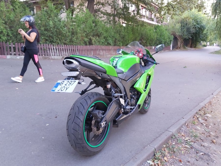 Kawasaki ZX