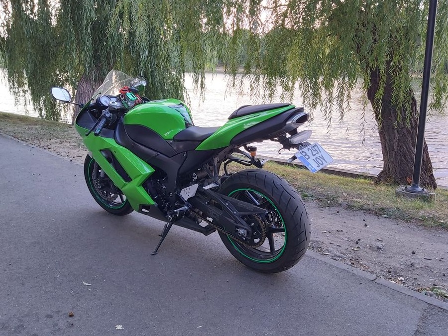 Kawasaki ZX