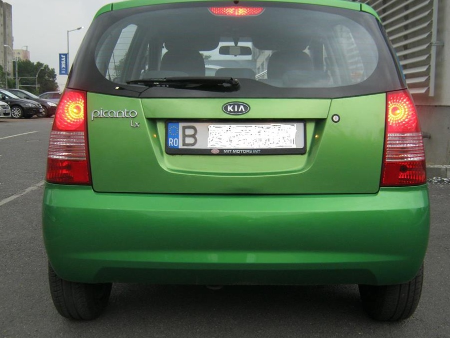 Kia Picanto, 50.000 km, cu aer condiționat și servodirecție
