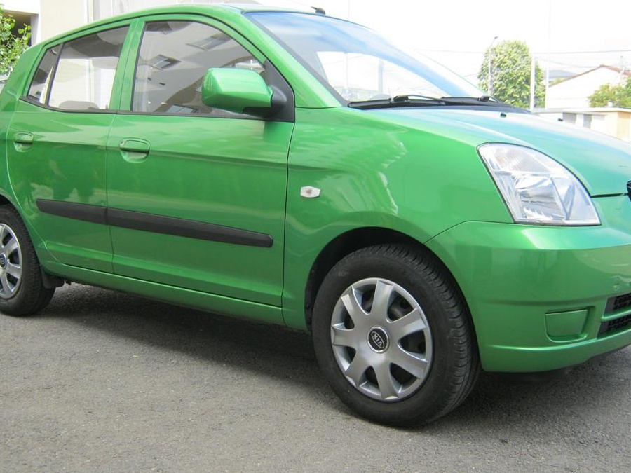 Kia Picanto, 50.000 km, cu aer condiționat și servodirecție