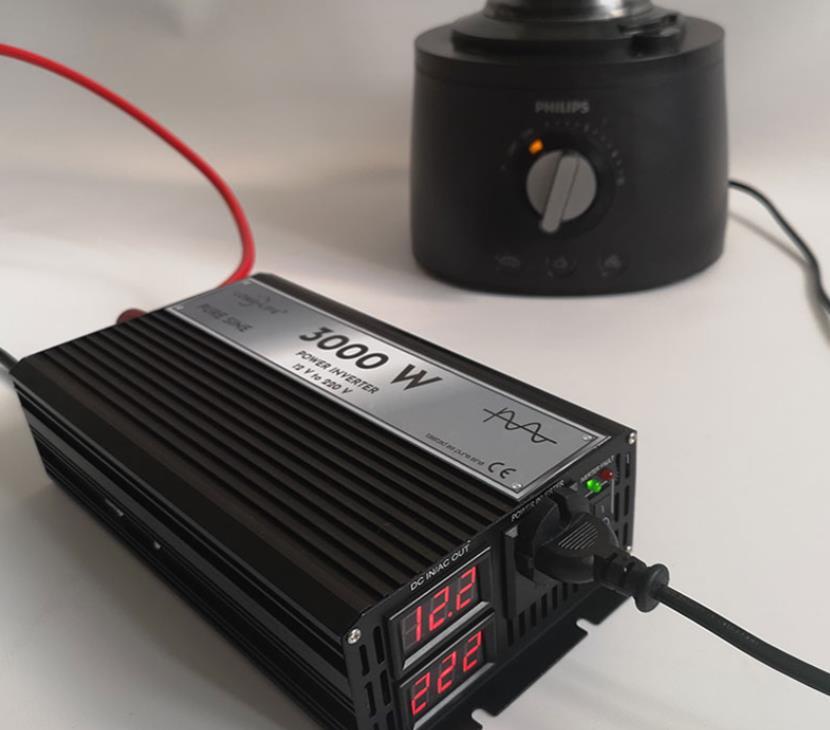 Kit fotovoltaic rulota/cabana 360 W pe 12 V cu invertor 3000 W (2 panouri 180W)
