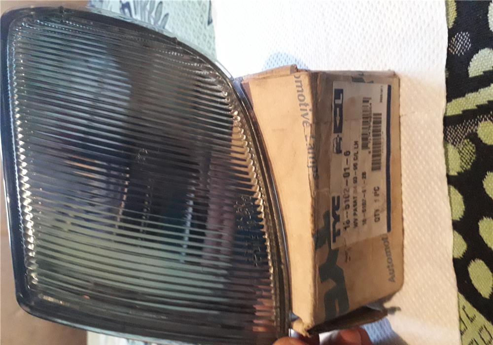 Lampă semnalizare partea stînga VW Passat