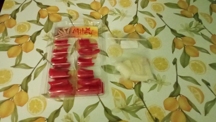 Lampă UV pentru unghii