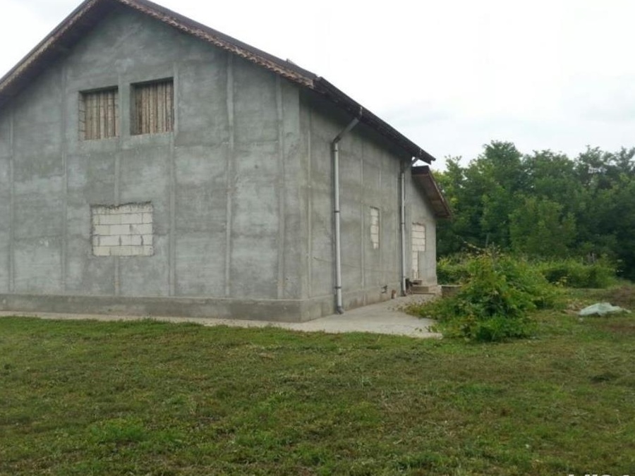 Langa LEHLIU GARA. VILA