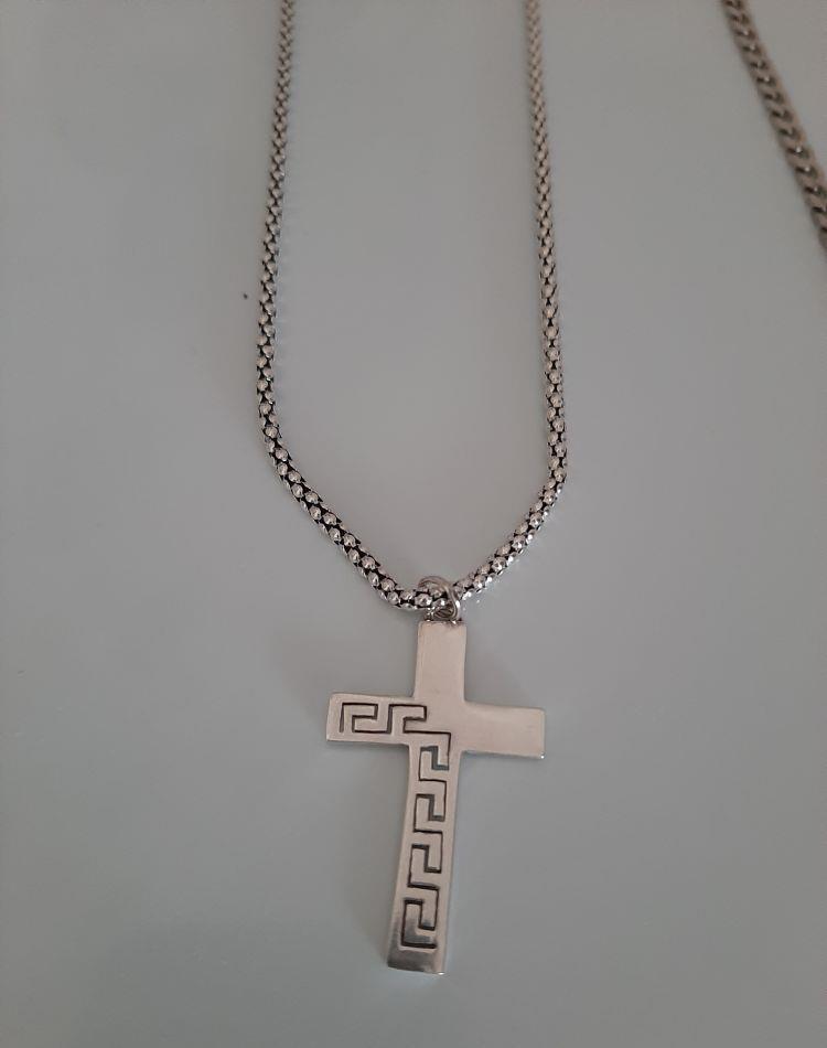 Lanțuri argint cu cruciulita și pendativ