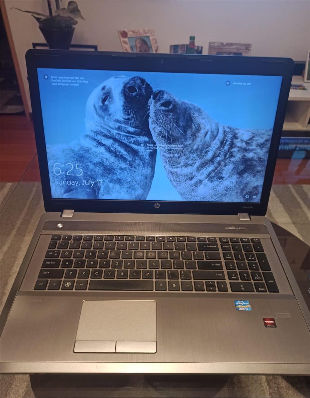 Laptop 17" HP ProBook 4740s, Intel i5-2450M, HDD SSD de 250GB , 8 GB RAM 1600Mhz