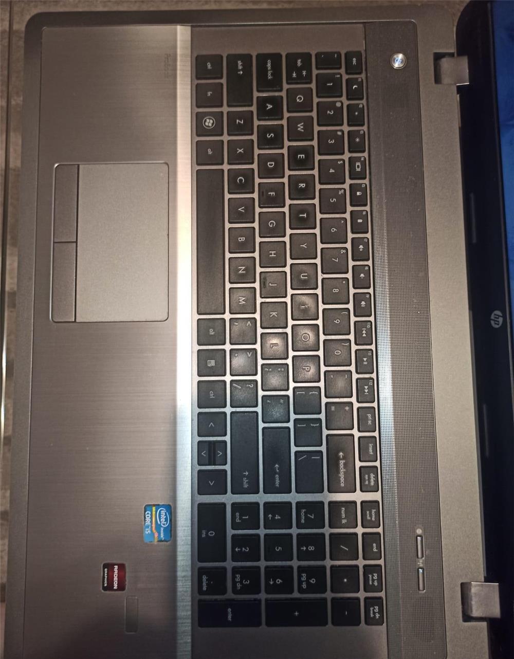 Laptop 17" HP ProBook 4740s, Intel i5-2450M, HDD SSD de 250GB , 8 GB RAM 1600Mhz