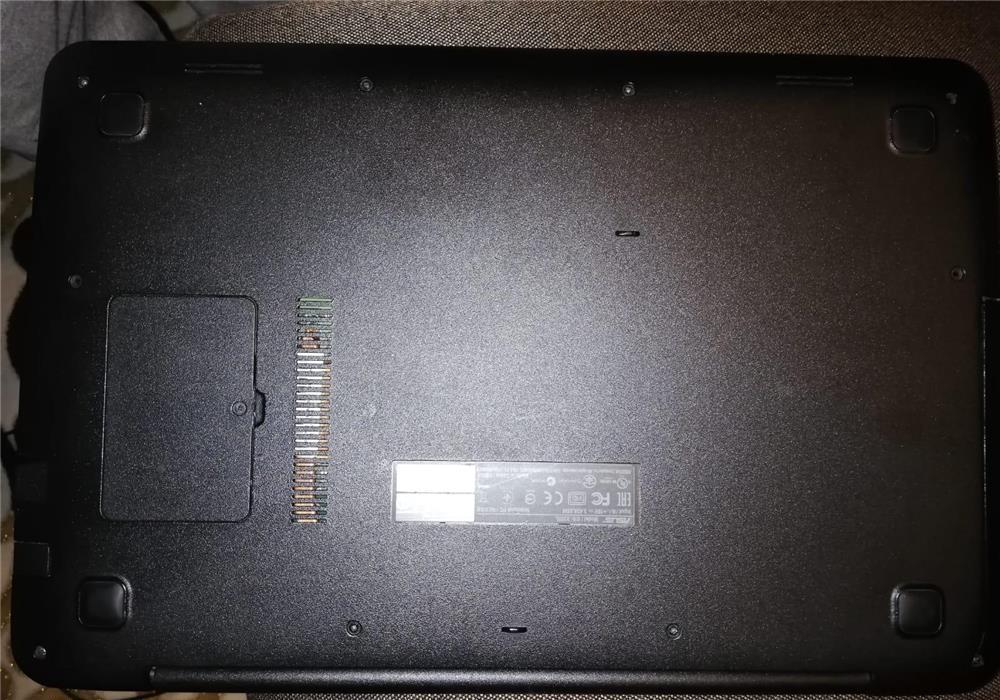Laptop Asus ca nou