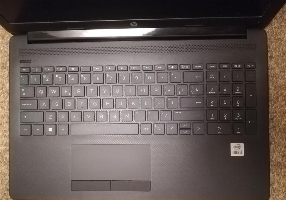 Laptop Birou/Jocuri HP NOU, I3Gen10, 15,6" IPS FullHD, 256GB PCIe SSD/12GB RAM, DVD-RW, Win11+Office