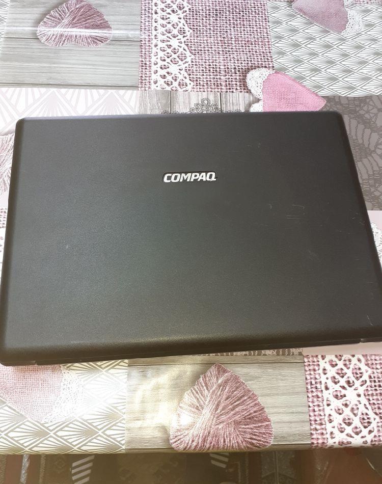 Laptop Compaq presario F 600