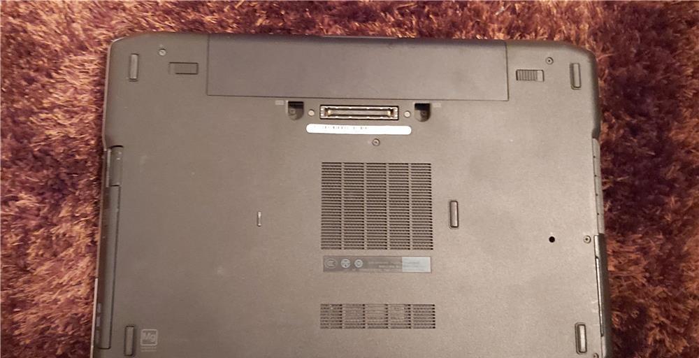 Laptop Dell Latitude E6430 i5, 4GB RAM, la super pret