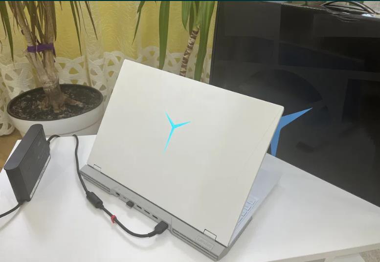 Laptop Gaming Lenovo Legion 5 Pro 16ACH6H Ryzen 5 5600H, 16", 165 Hz, 16GB, 512GB SSD, RTX 3060