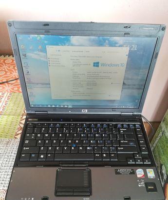 Laptop HP 4Gb memorie Hard 1 terra