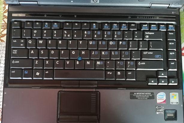 Laptop HP 4Gb memorie Hard 1 terra