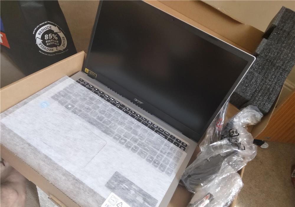 laptop ieftin