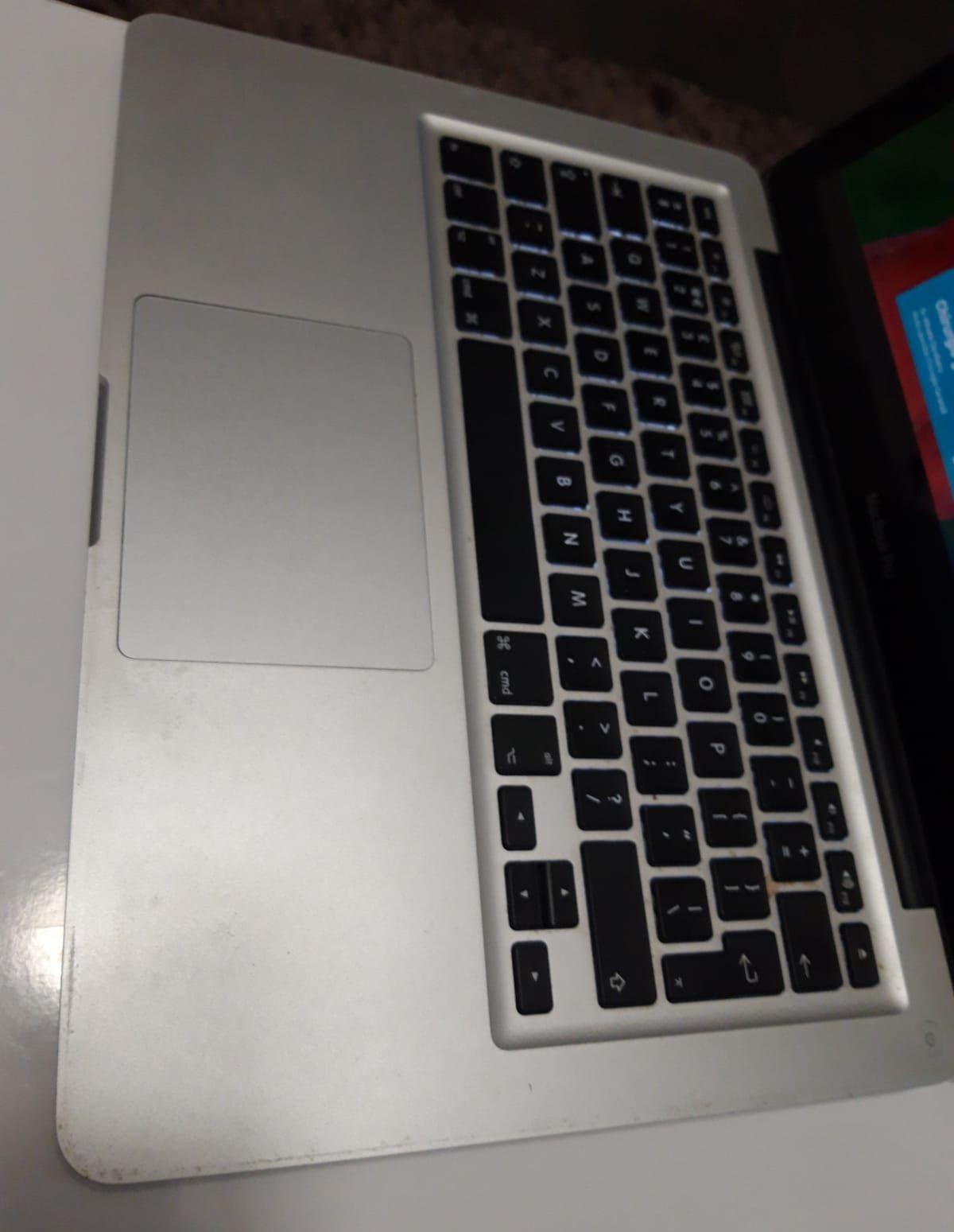 Laptop macbook pro i5 8 giga ram hdd ssd