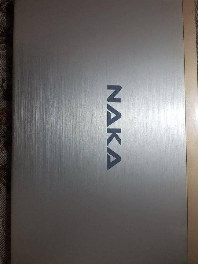 Laptop Naka 14" Intel Atom D2700 / 4 GB RAM / HDD 500 GB