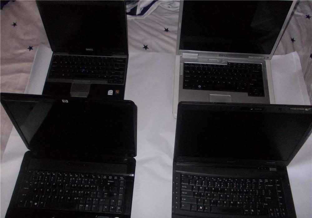 Laptop pt piese 39Lei bucata,fara incarcator si acumulator,nu stiu daca functioneaza,nu sunt probate
