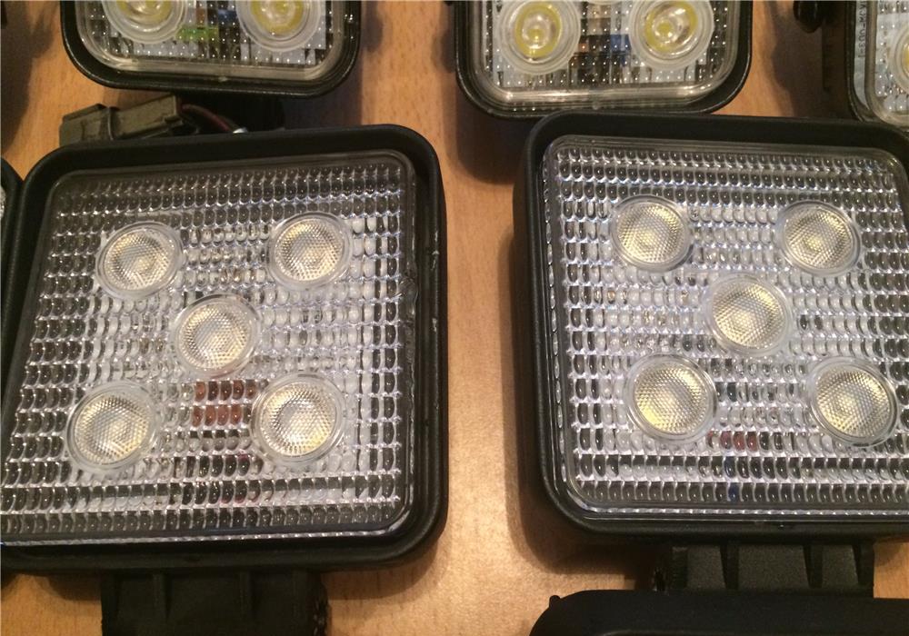 LED Lampa de lucru Lampa patrata Flood 4WD Off-road Truck Jeep SUV