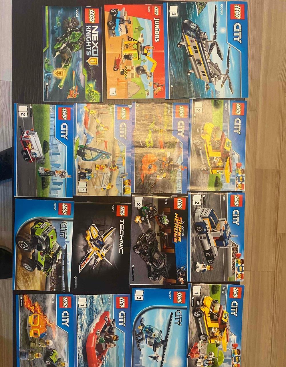 Lego de vanzare
