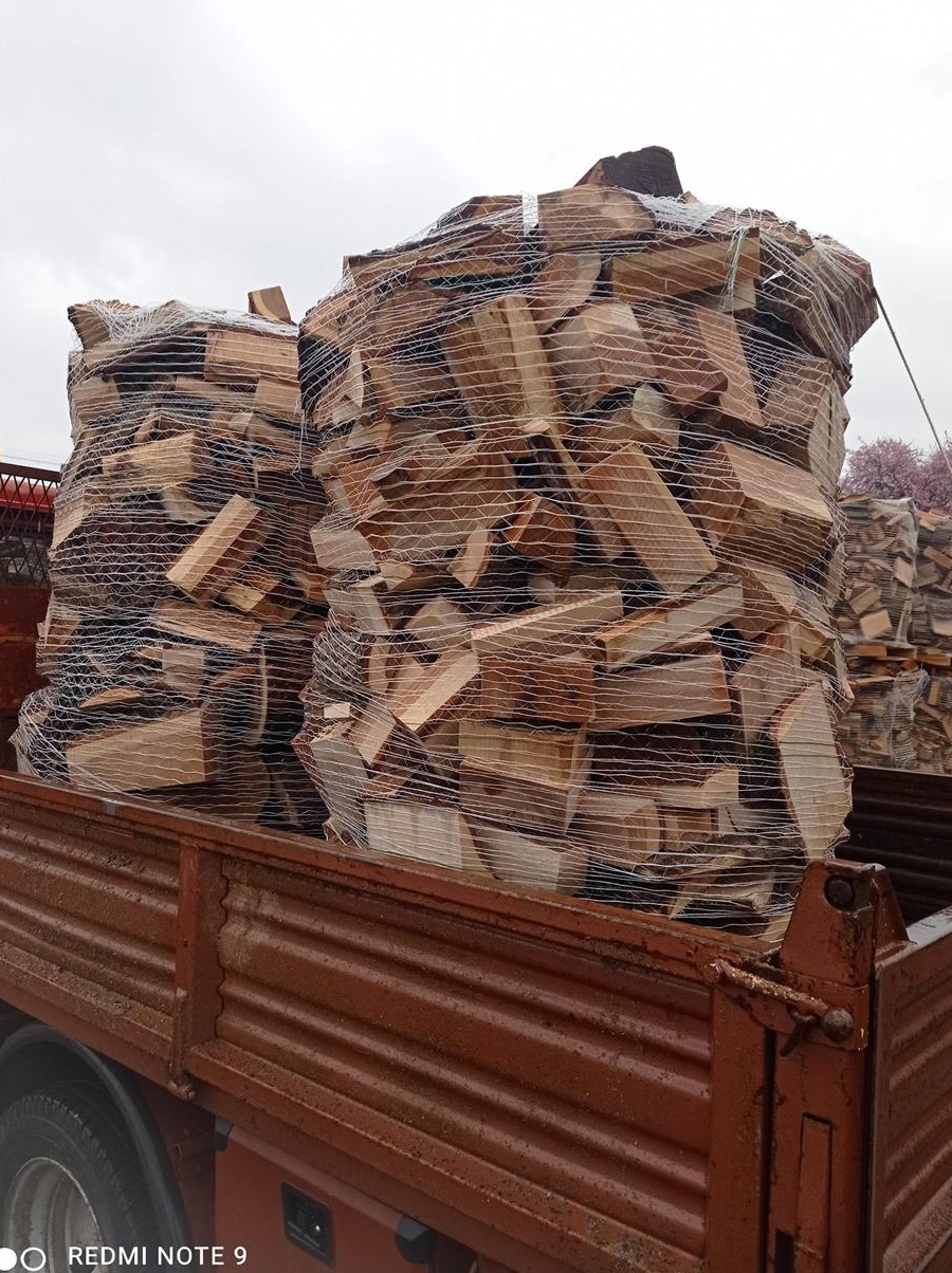 lemne de foc din esența tare fag la palet preț 700 lei paletul transport gratuit in Arad