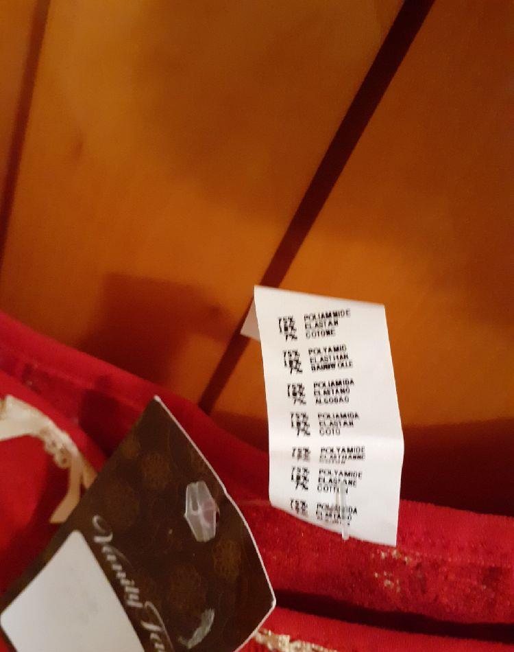 Lenjerie intima,culoare roșie,marimea L