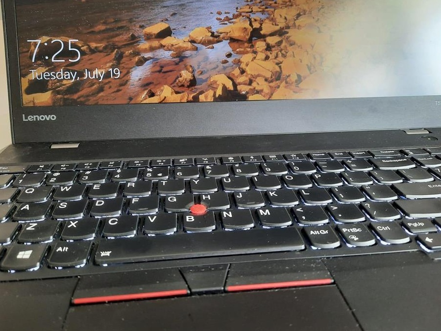 Lenovo T570- NVMe256- RAM16GB- i5 7200U- Win10Pro- tast ilum- 15.6inch