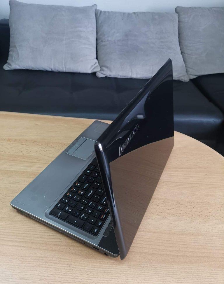 Lenovo z560 i3 Laptop