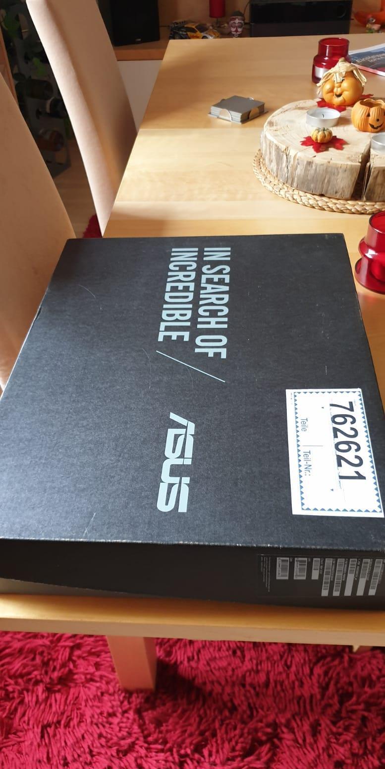 Leptop asus
