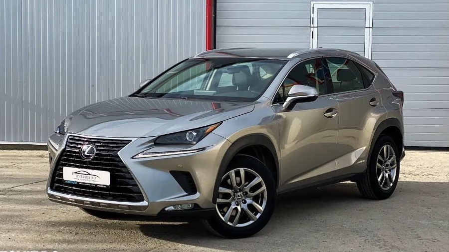 Lexus Seria NX 300h AWD