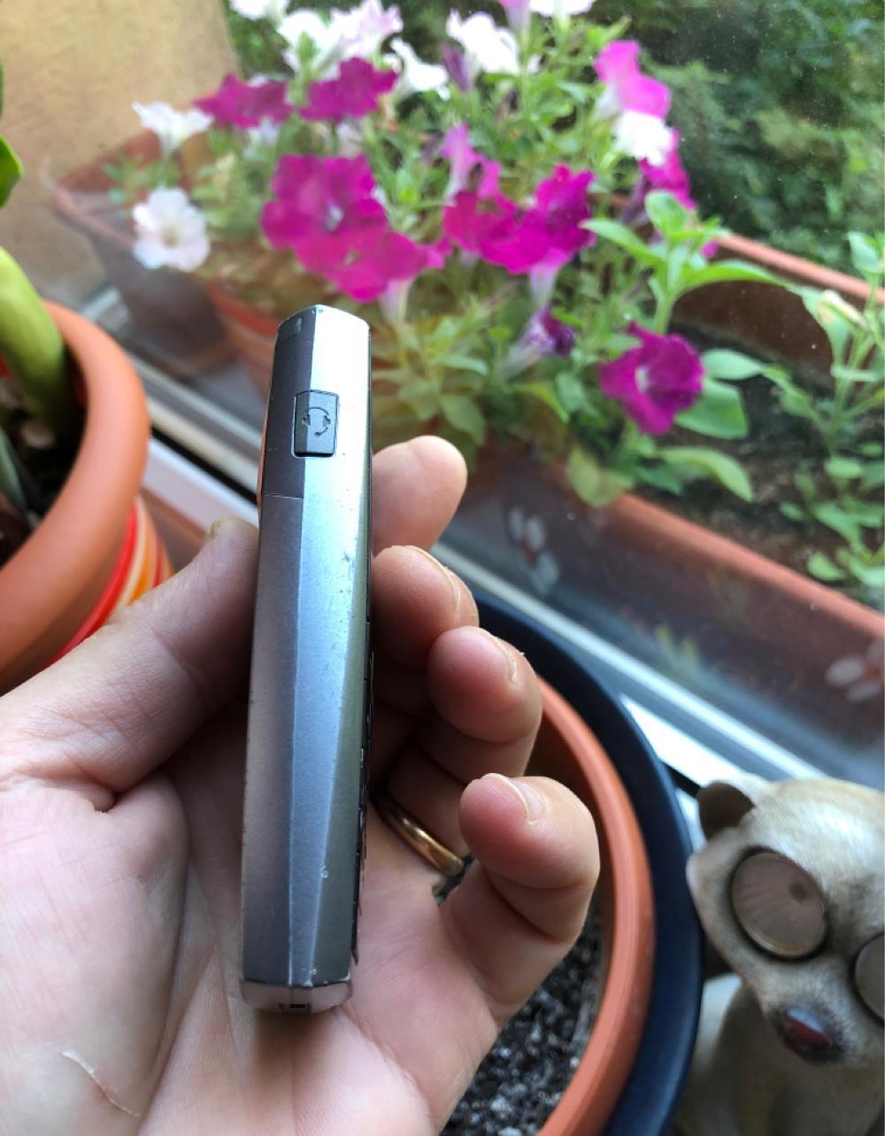 LG model KG-130