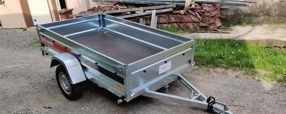 Lider remorca auto 750 kg,1 axa Trigano P233
