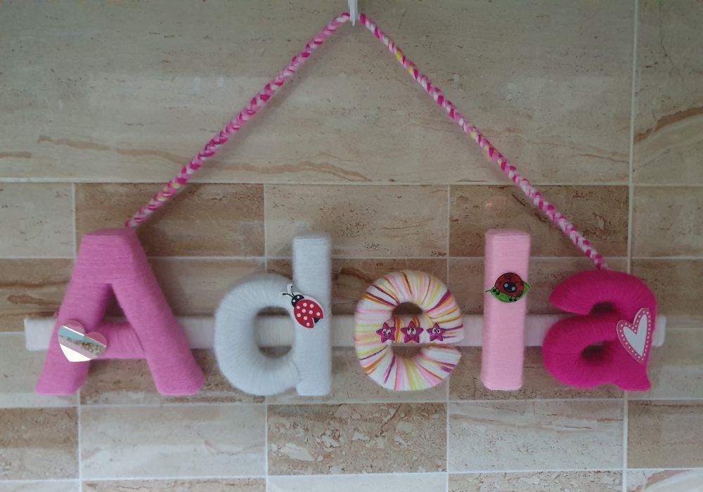 Litere decorative