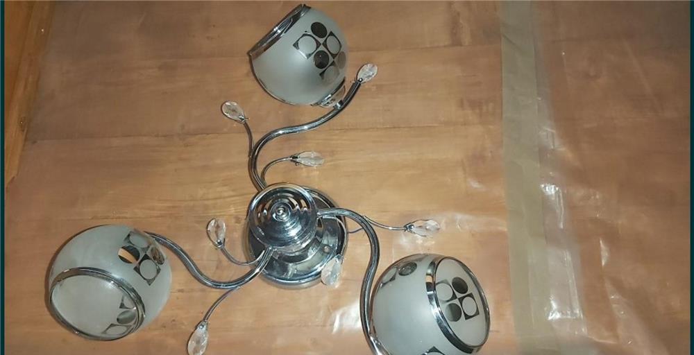 Lustre si Aplice