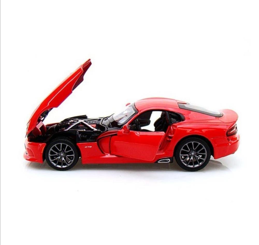 Macheta metalica 1:24 Dodge Viper SRT, producator Maisto