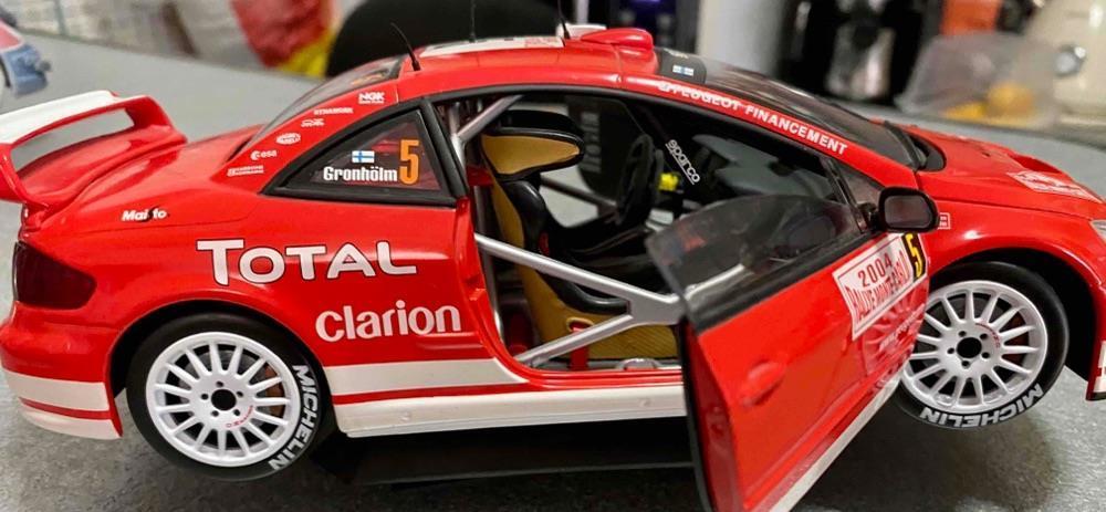 macheta WRC raliu 1/18 peugeot 307 Pilot gronholm