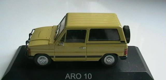 Machete diverse modele Aro si dubite  scara 1:43