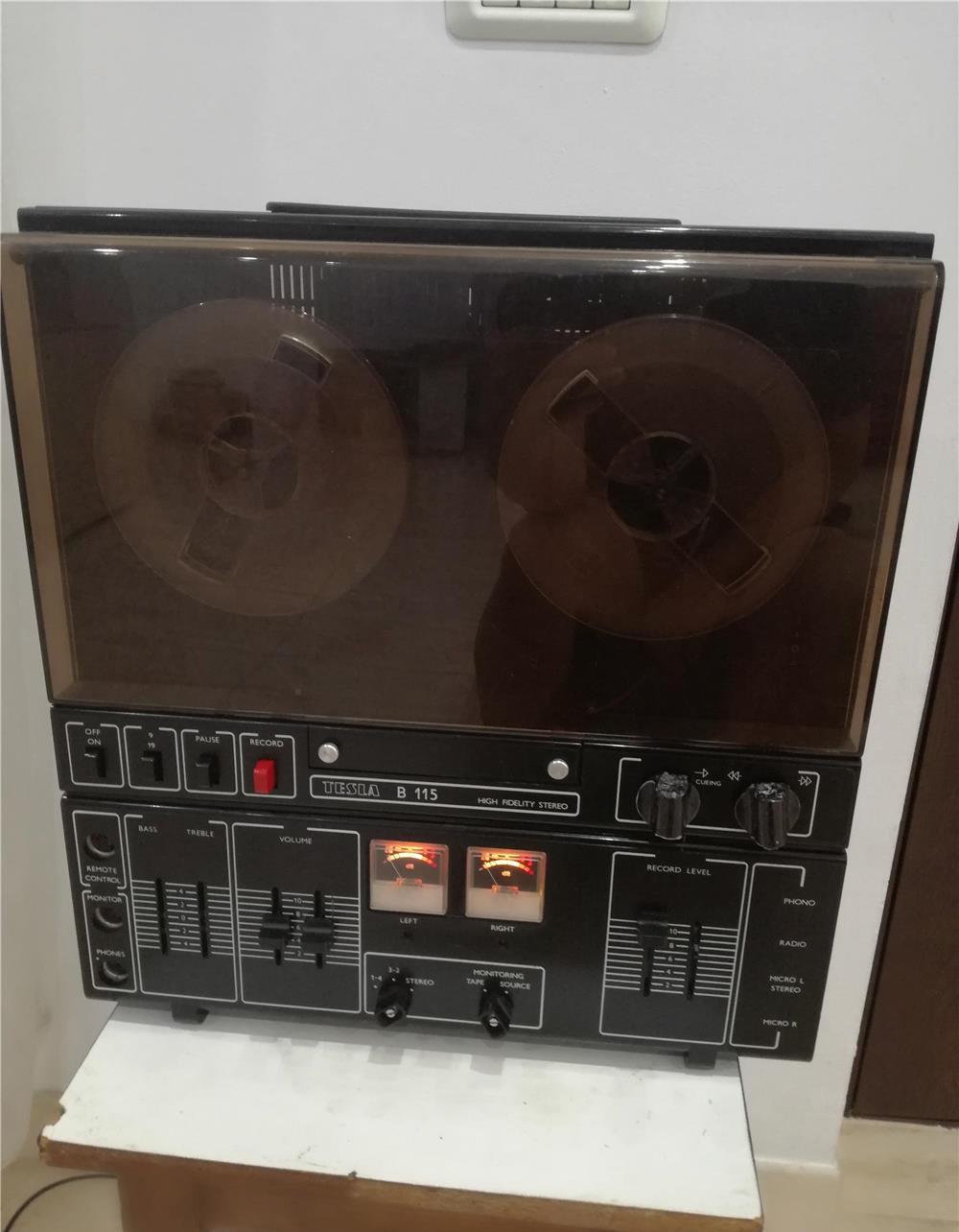 Magnetofon Tesla B 115