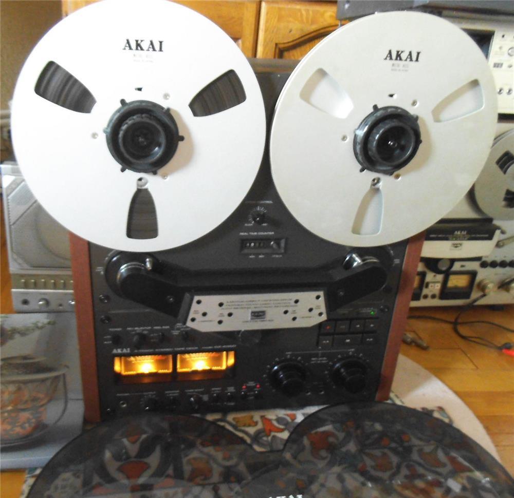 MAGNETOGON AKAI GX-635D Black cu Role Akai  Adaptoare si Abdeckhaube