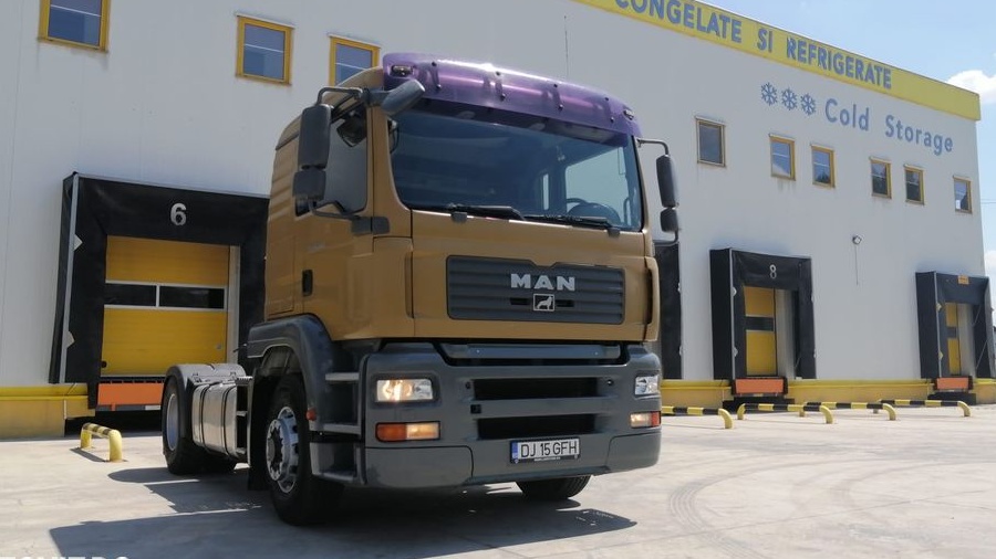MAN 18.400 4X4 AUTOTRACTOR
