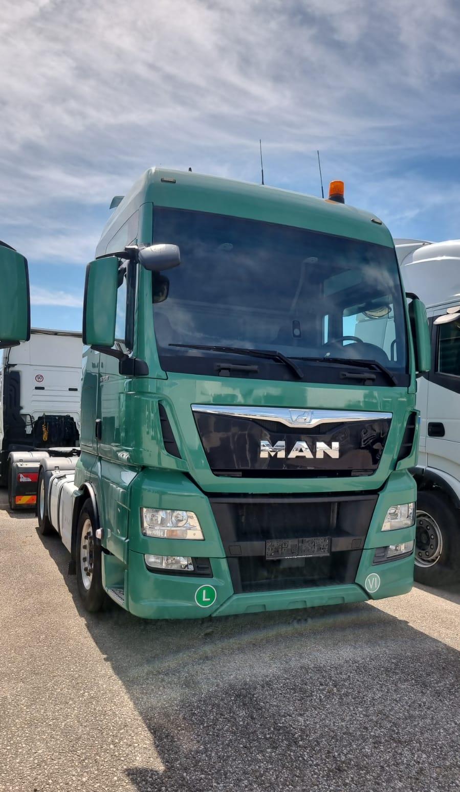 MAN TGX an 2016 480 PS  cabina XXL