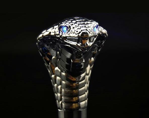 Maner nuca schimbator de viteza Sarpe Cobra ochi cu LED albastru UniversalFit +CADOU!