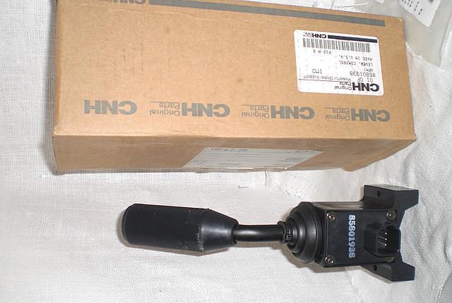 Maneta inversor buldoexcavator Case , New Holland
