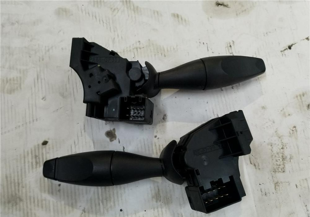 Maneta semnalizare- stergator fata spate Ford Focus Fiesta Fusion Transit