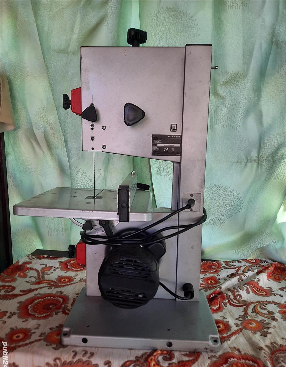 MAQUINA DE CORTAR MADERA