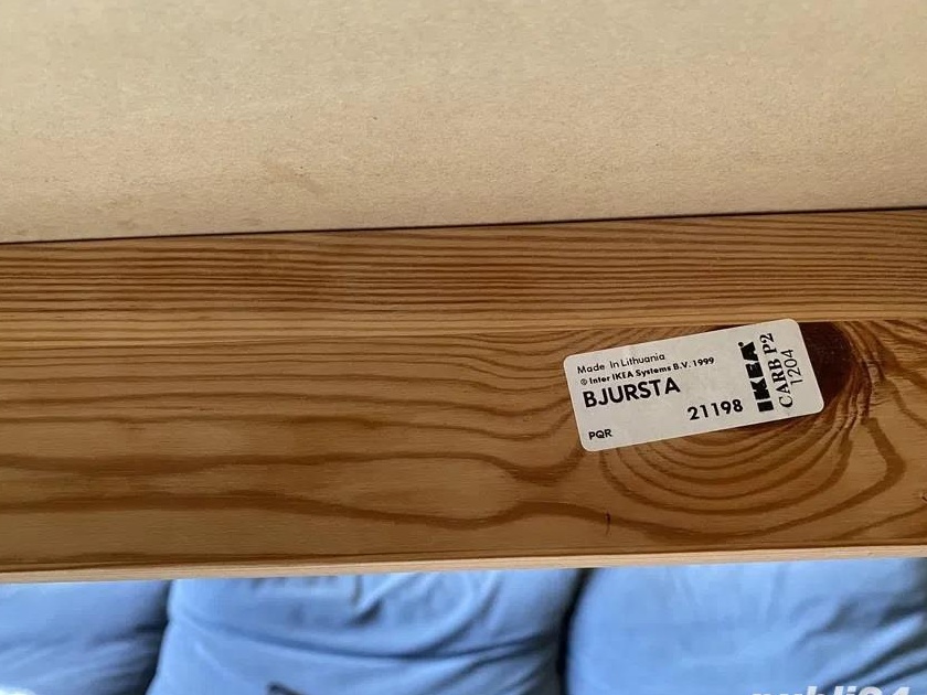 Masa Ikea Bjursta extensibila cu 5 scaune Kaustby