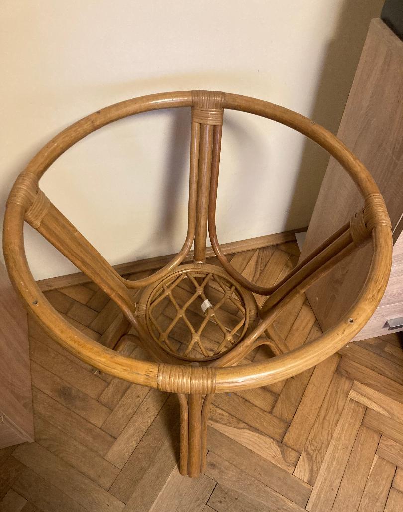 masa rotunda rattan