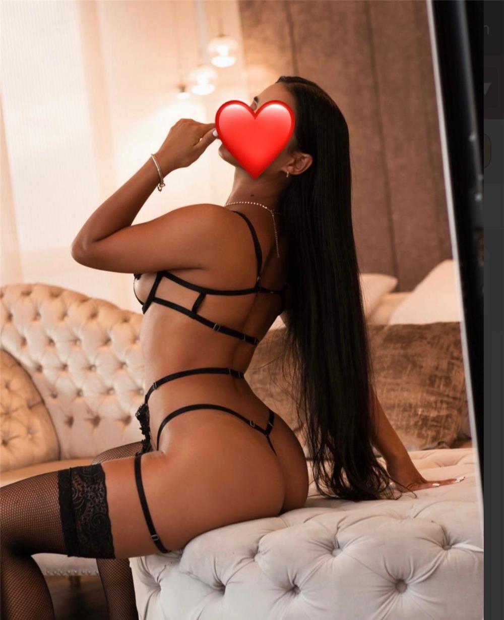Masaj erotic     fantezii clipe speciale de relaxare!